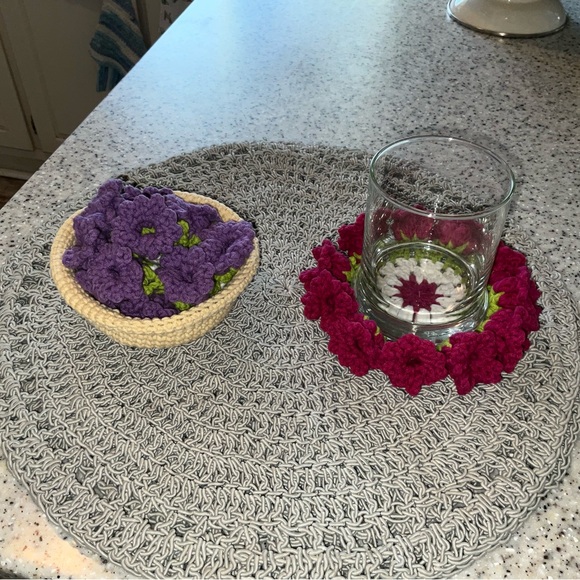 Hand Crafted Crochet Coaster set Tulip Flower Bell with basket Round Cup… - Picture 5 of 9
